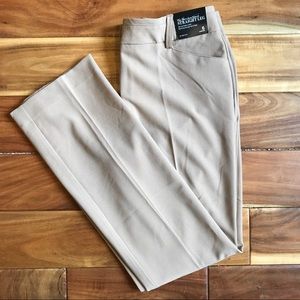 NWT New York &Co Khaki Dress Pants Size 6